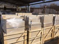 VECCHIO PAVIMENTO IN PIETRA RECUPERATO E TAGLIATO A 5 CM. IN PALETT DA M2.10,50 Cad.IN STOCK PER EXPORT<br>
(TRASPORTO GARANTITO)<br>
MATERIALI DI RECUPERO