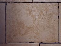 pavimento anticato a mano ricavato da pietre di recupero scapezzato a mano <br>
(spessore 20 mm.Opus Roman)<br>
prezzo euro 140,00 per m2 IVA comp.